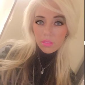 Meet your Posher, Dana